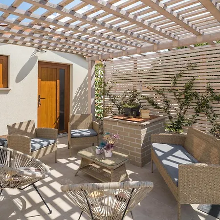 In With Wifi Holiday home Rakotule