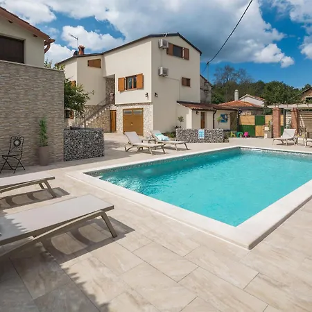 Gorgeous In With Kitchen Сasa de vacaciones *